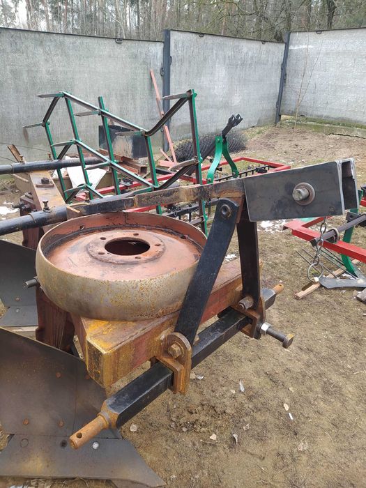 Плуг 2-х корпусный