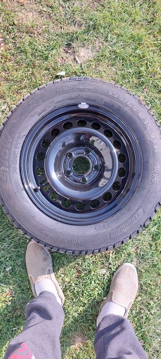 Opony zimowe 195/65/15  z felgami