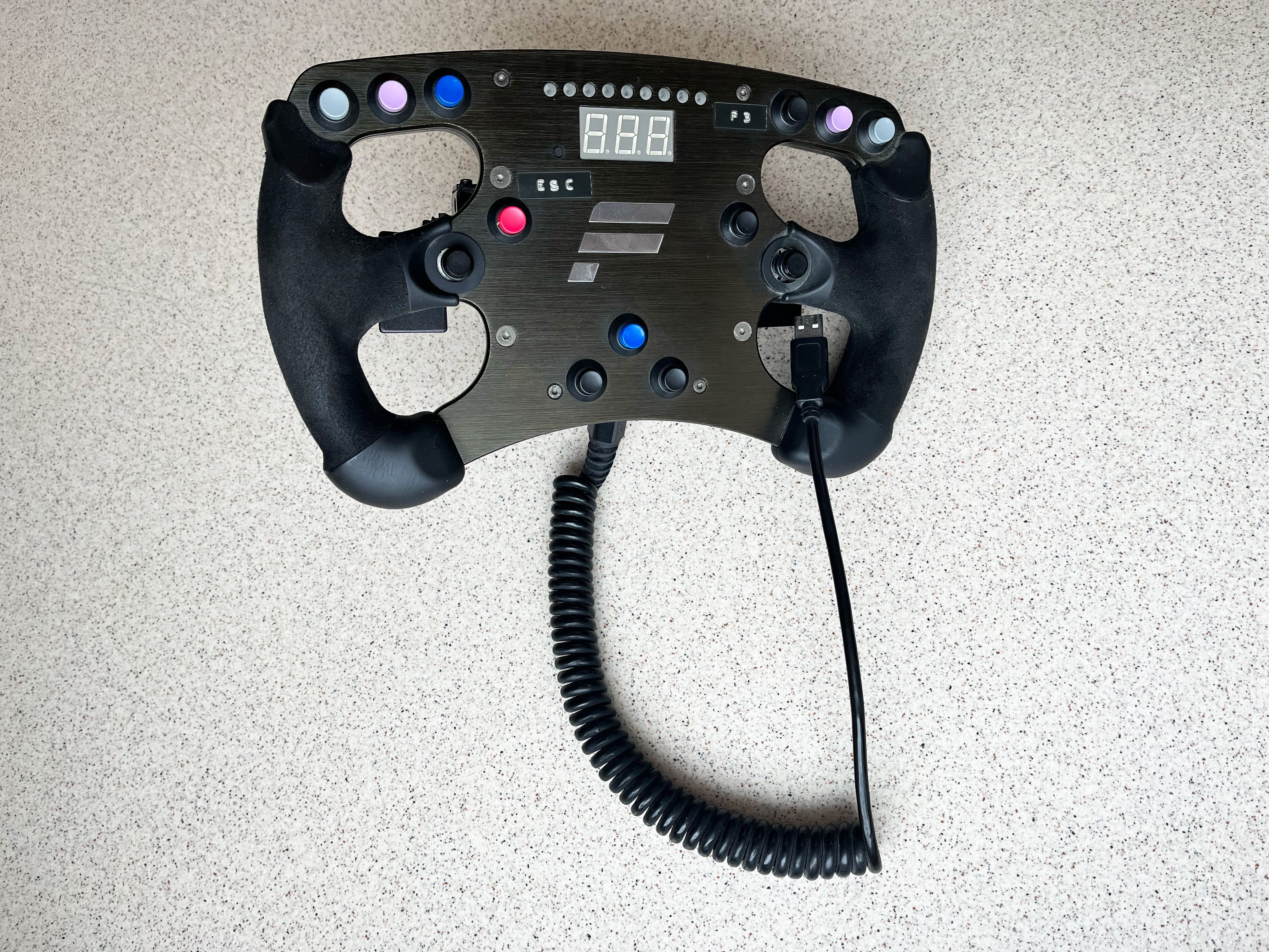 2 kierownice Fanatec F1 / BMW V1 z modem USB