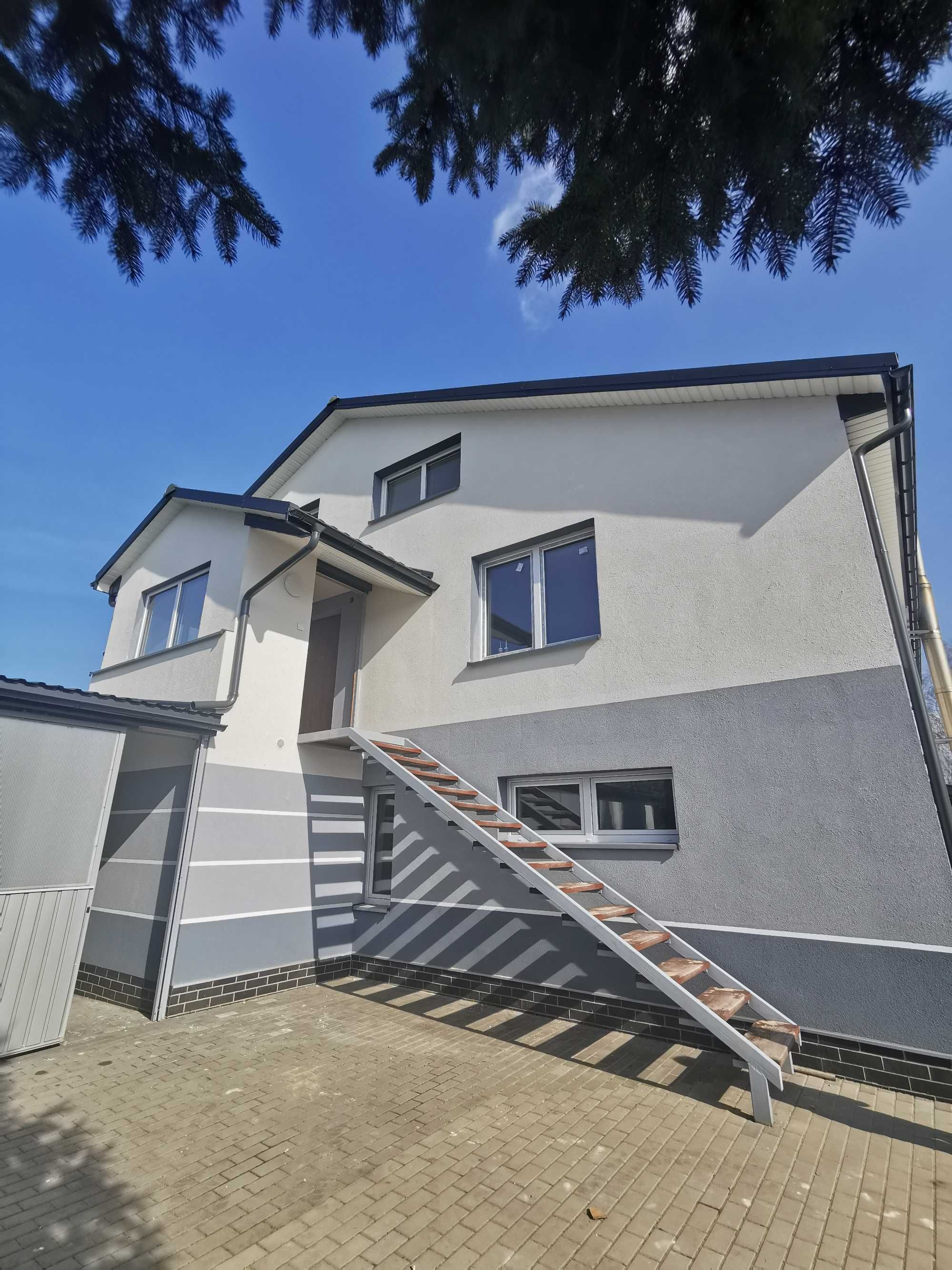 Biuro / lokal 160mkw do wynajęcia Biłgoraj ul. Krzeszowska (obok ZUS)