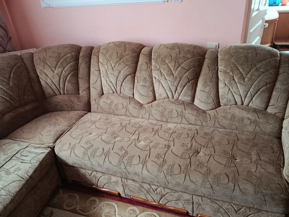 Продам куток дешево