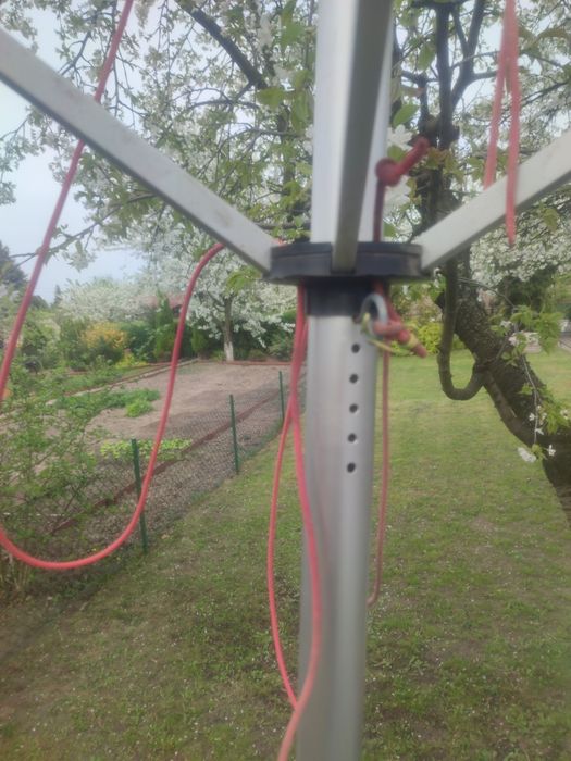 Stelaż parasola ogrodowego