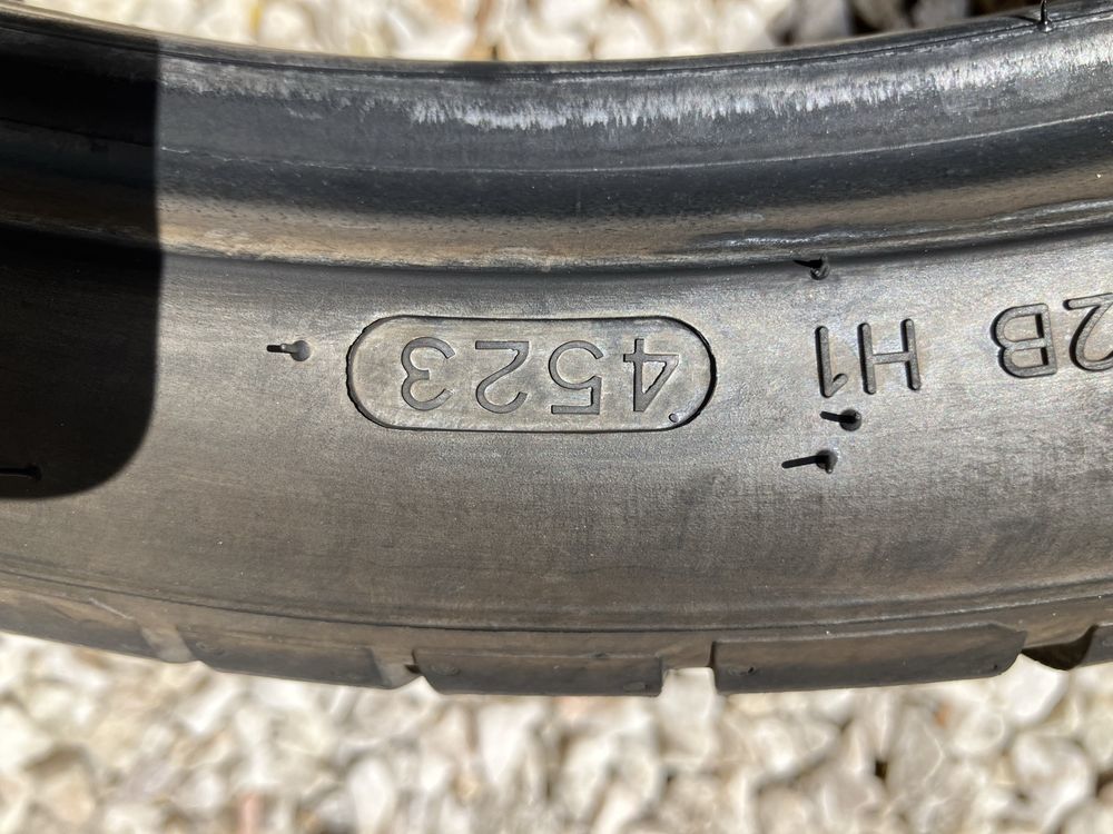 2 pneus como novos 245/35ZR21 - Hankook Ventus S1 evo3