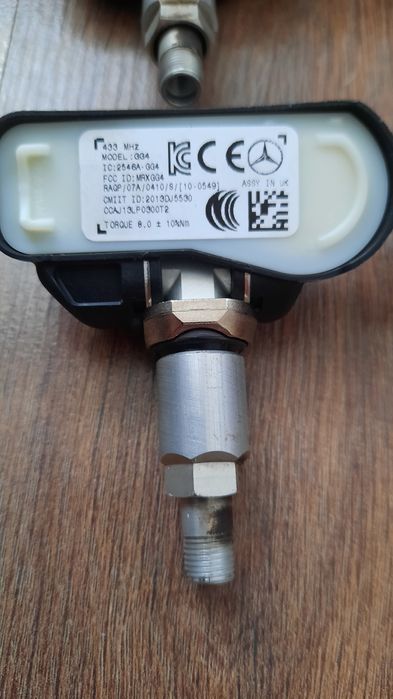 Mercedes tpms A0009050030 A0009051804 .Датчики давления шин.
