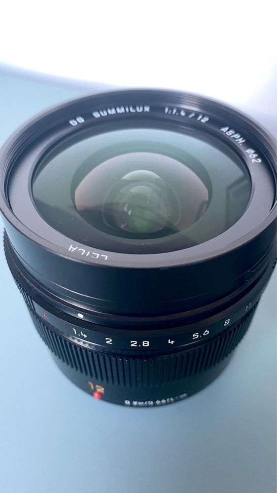 Об'єктив Panasonic Leica DG Summilux 12 mm f/1.4 ASPH