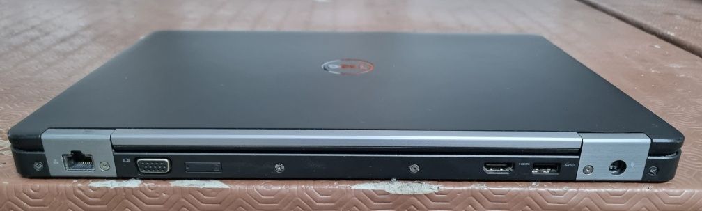 Dell 5470 / I5-6200U / 8gb / 128SSD