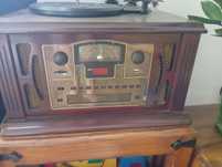 Gramofon retro w stanie bardzo dobrym