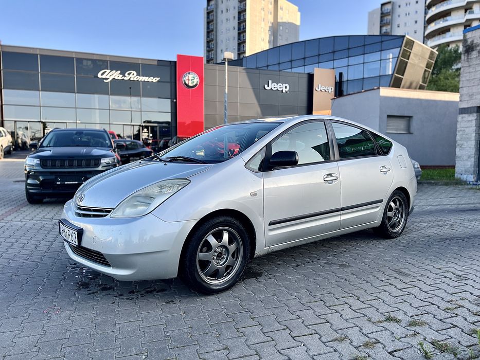 Wynajem samochodu Wynajem AuT Wypożyczalnia doba tydzień Prius Automat