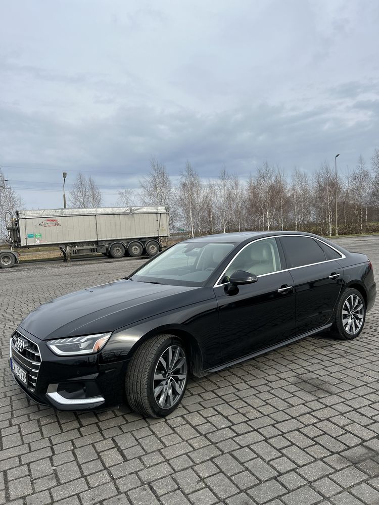 AUDI A4 quattro premium 40 TFSI