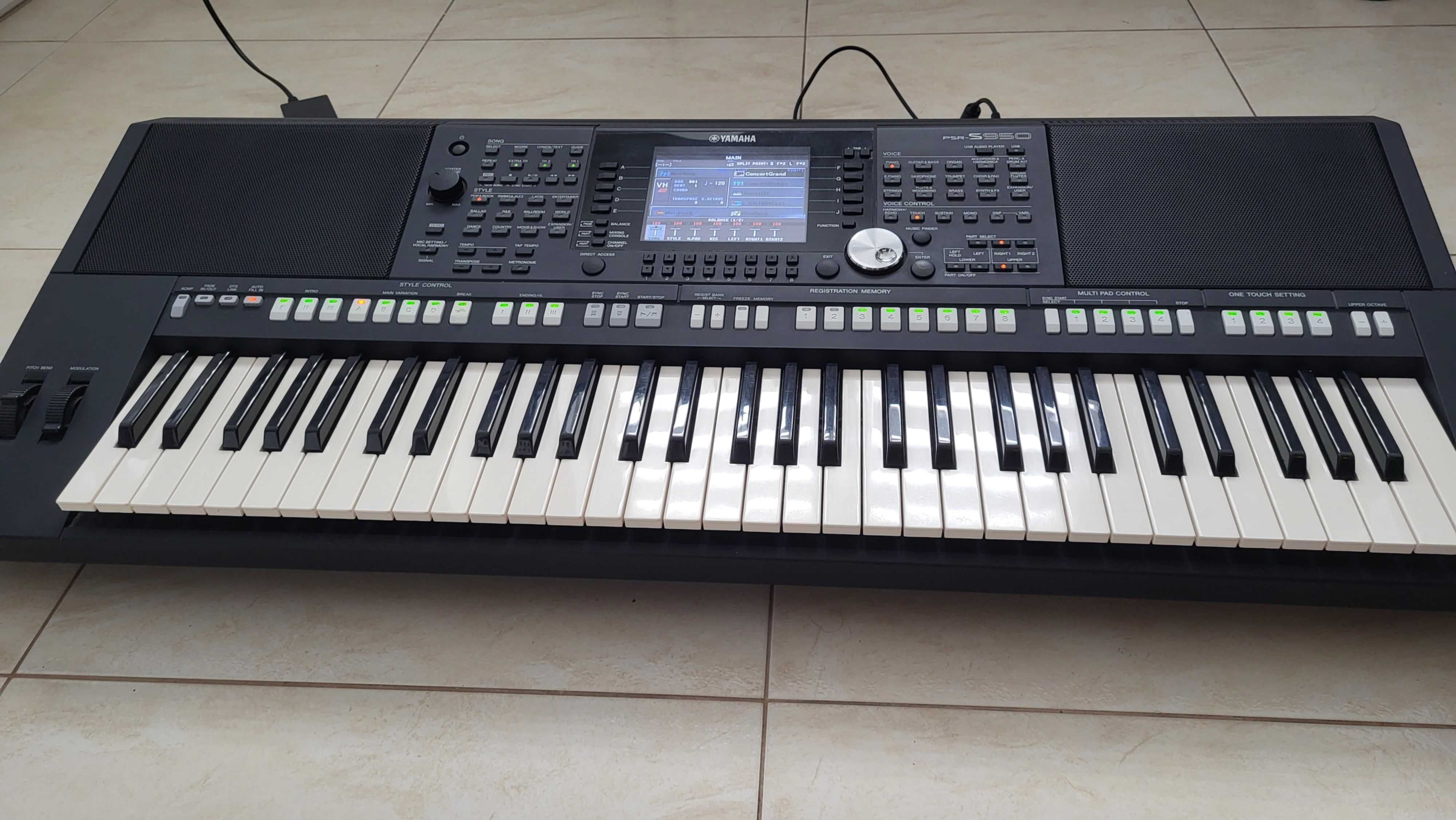 Sprzedam Yamaha PSR S950