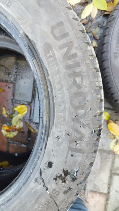 215/60r17 opona wielosezon Uniroyal uzywana