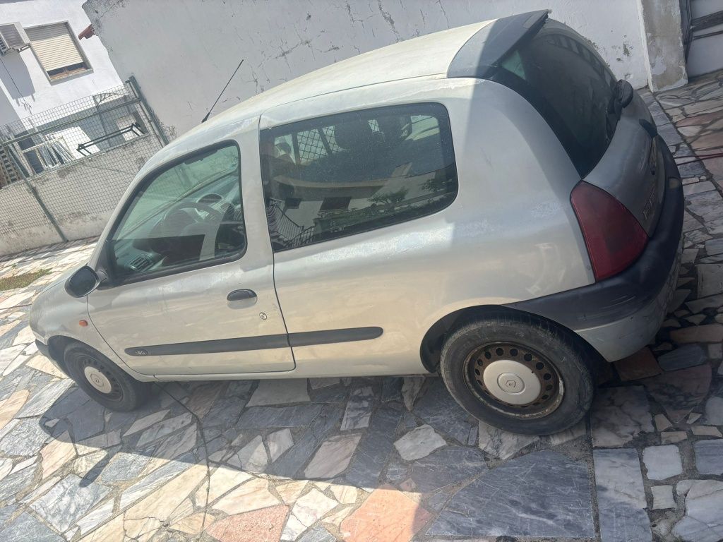 Renault Clio 1.9 D