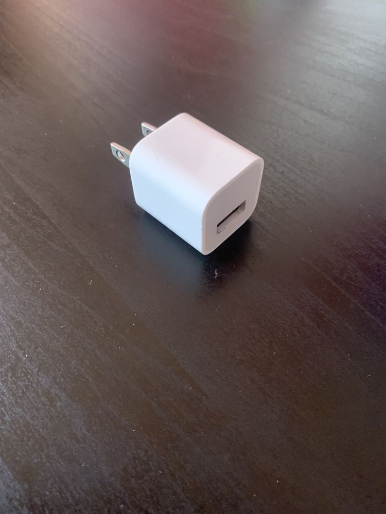 Carregador Apple 5w Americano