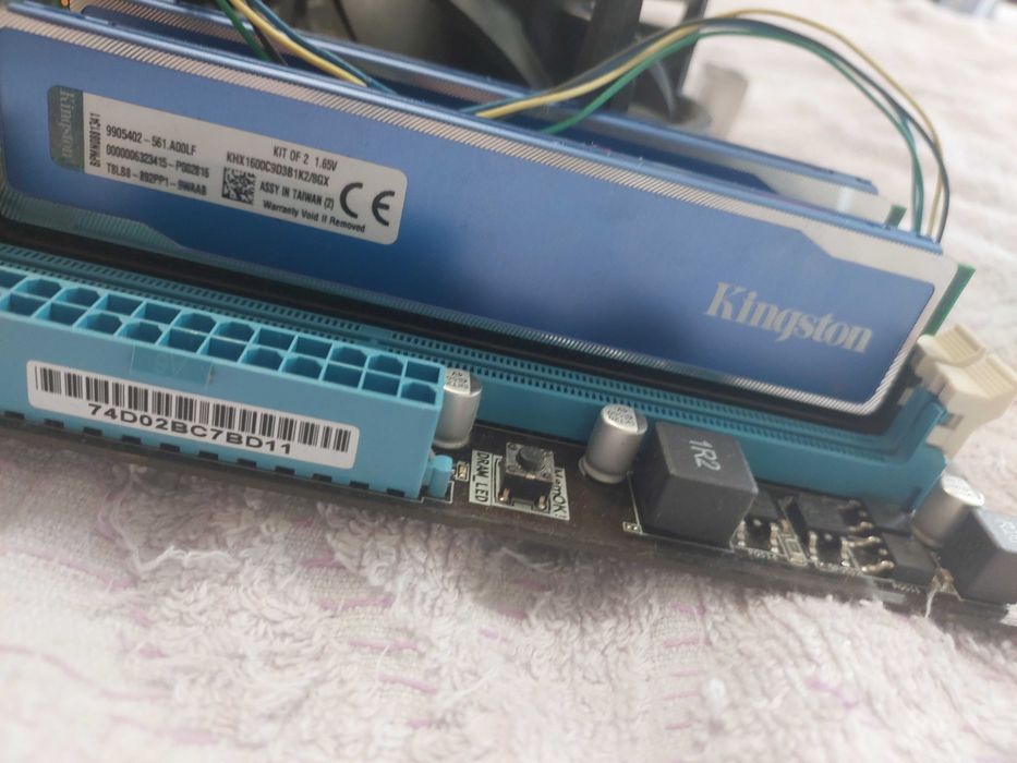 Продам Материнка P8B75-V, Процессор i3 3250, Оперативка DDR3 2x4 gb