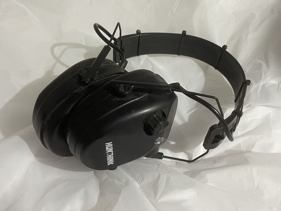 Активні навушники Hunthink LE401G Обмін на щось цікаве.