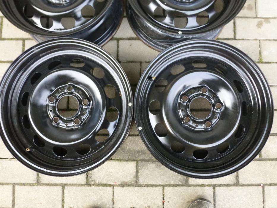 Felgi Stalowe BMW E87 E90 E91 F30 16'' 5x120 Et 42