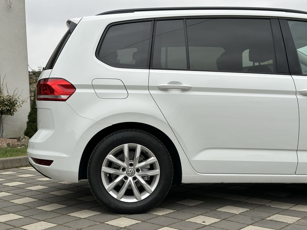 Volkswagen Touran 2016