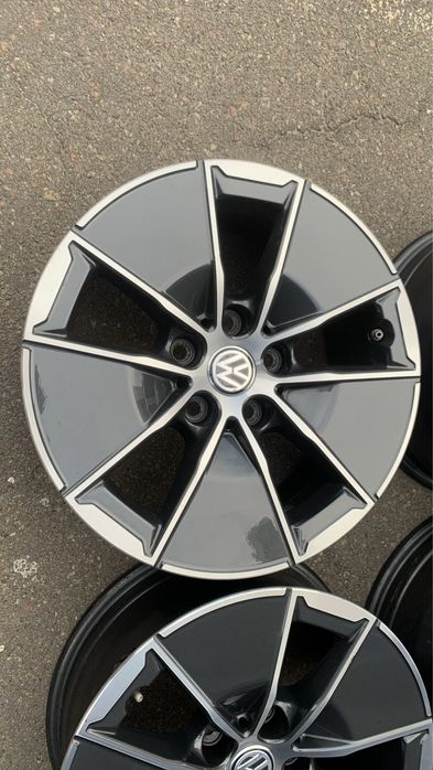 Комплект дисков Borbet R16 5x112 VW Skoda