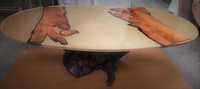 Mesa de jantar com tampo em resina epoxi