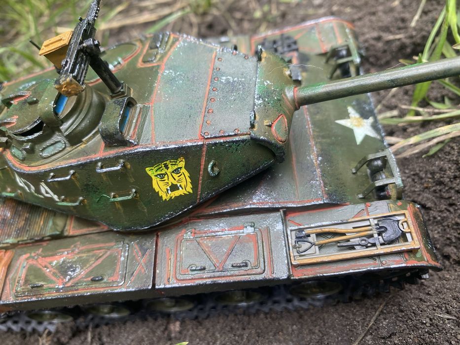 Танк buldog 1:35