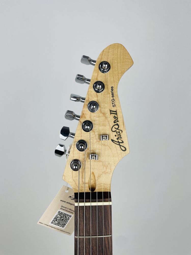 Gitara elektryczna Aria Pro II Stg-003 typu Stratocaster Squier