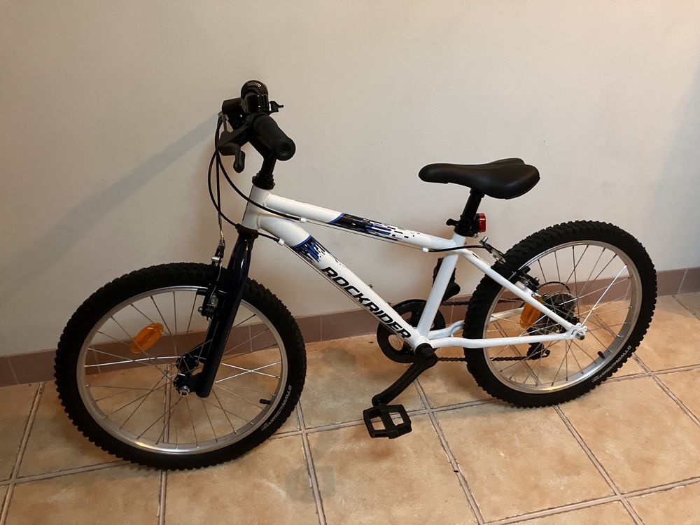 Bicicleta criança, roda 20, 6-9 anos, com 6 mudanças (quase nova)