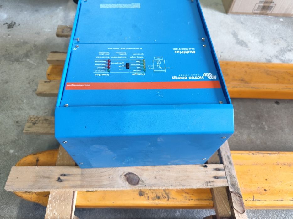 Vendo victron multiplus