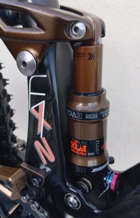 JF-Bikes Olympia F1XZ Carbono 12v Prototype suspensão total