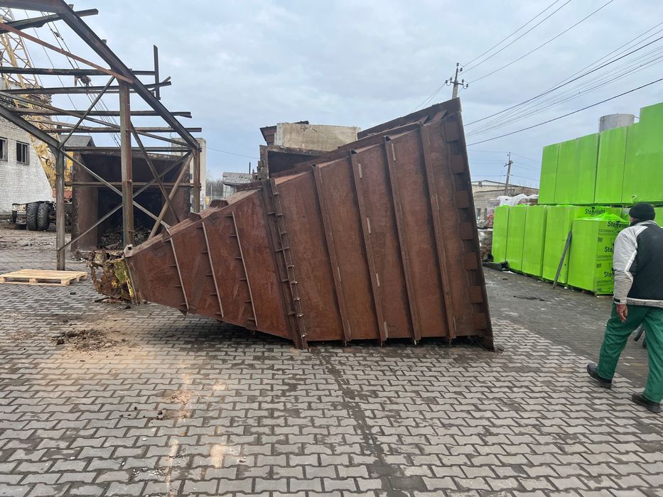 Продам бункер металевий від 10 до 30 куб