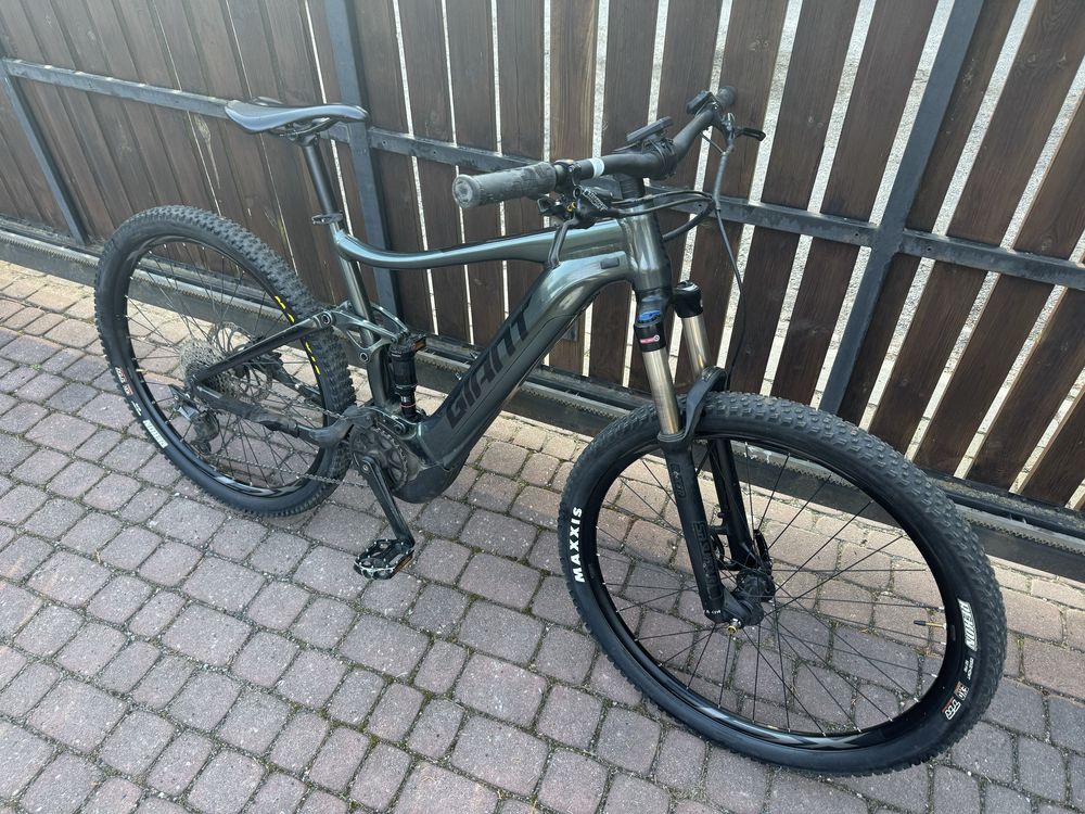 rower elektryczny full giant stance E+2 enduro dh stunt mtb