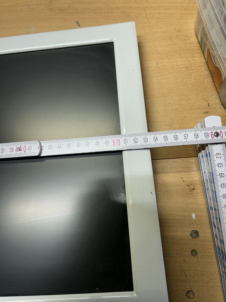 Monitor Septo brak podstawy