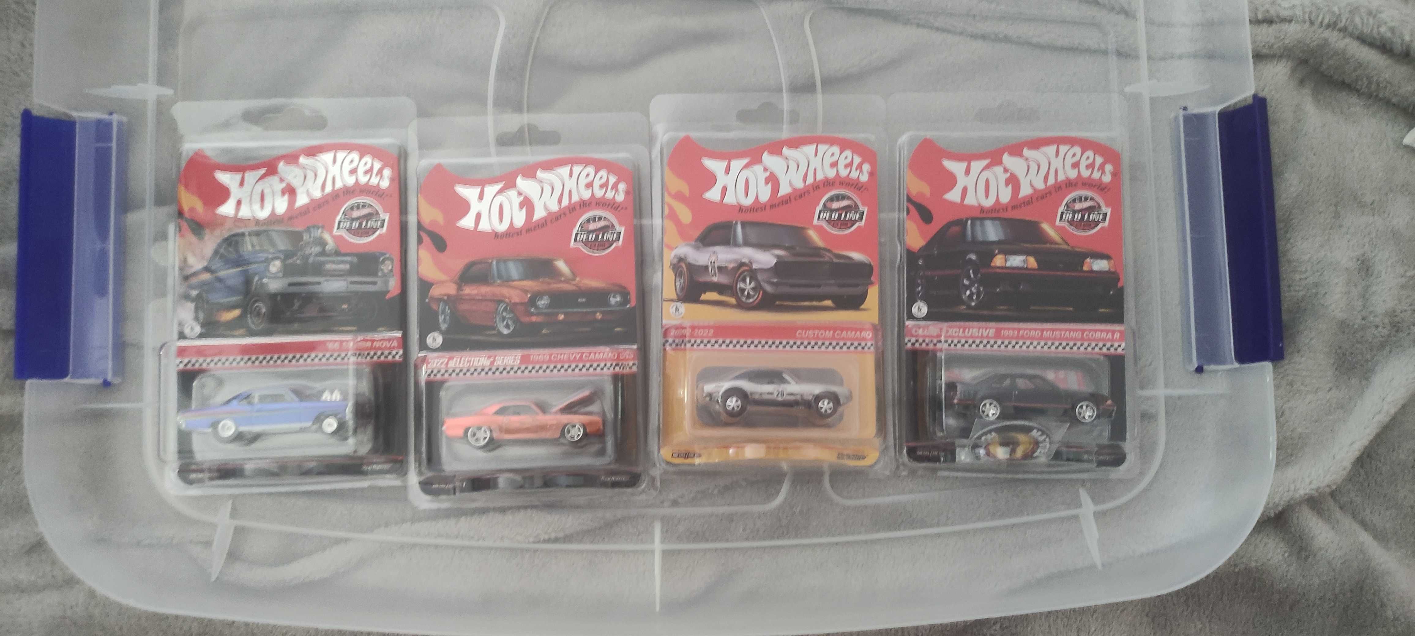 HotWheels e outros  *Novos* e SELADOS