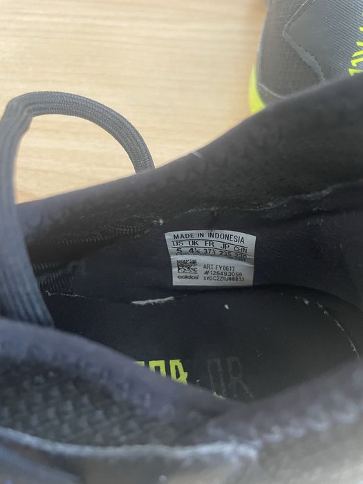 Chuteiras Adidas Predator 37