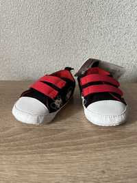 Взуття для діток.