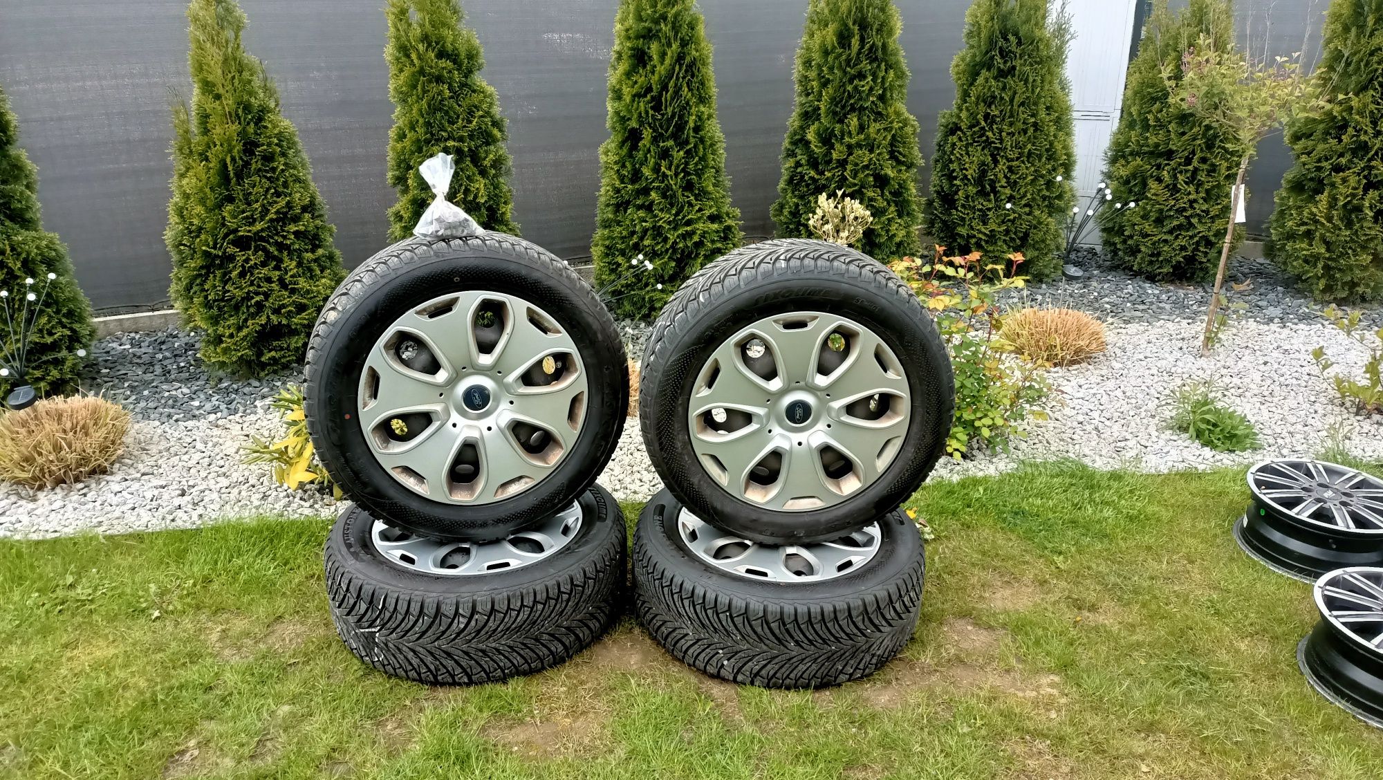 Jak nowe koła całoroczne felgi 17 5x108 Ford Kuga jak nowe