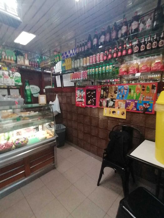 Vende-se loja e negócio que também é uma profissão