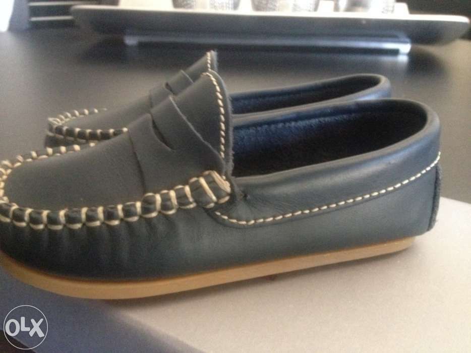 Mocassin azul de menino, tamanho 23