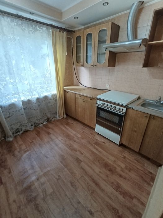 2 комнатная квартира центр есть балкон и лоджия увеличенная