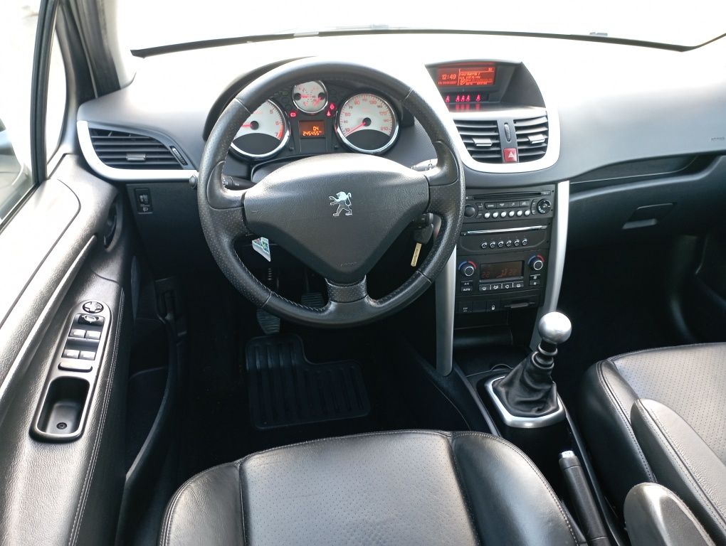 Peugeot 207*Rok 2010*1.6 Turbo*Piękne Auto*Szwajcaria*Serwis do końca*