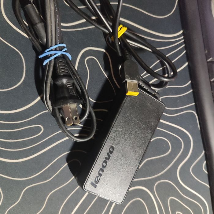 Зарядка Lenovo ADLX65NLT2A блок живленн