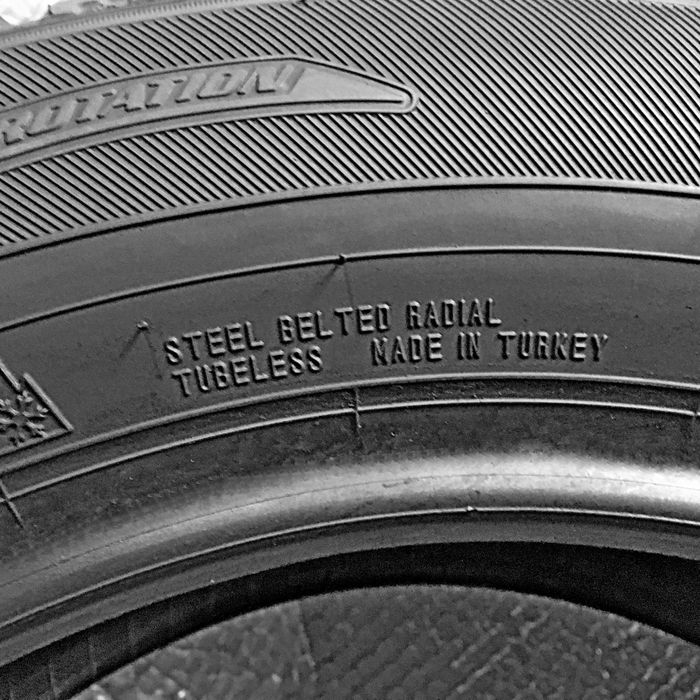 Шини Б/в 215.65.17 пара Falken 7мм