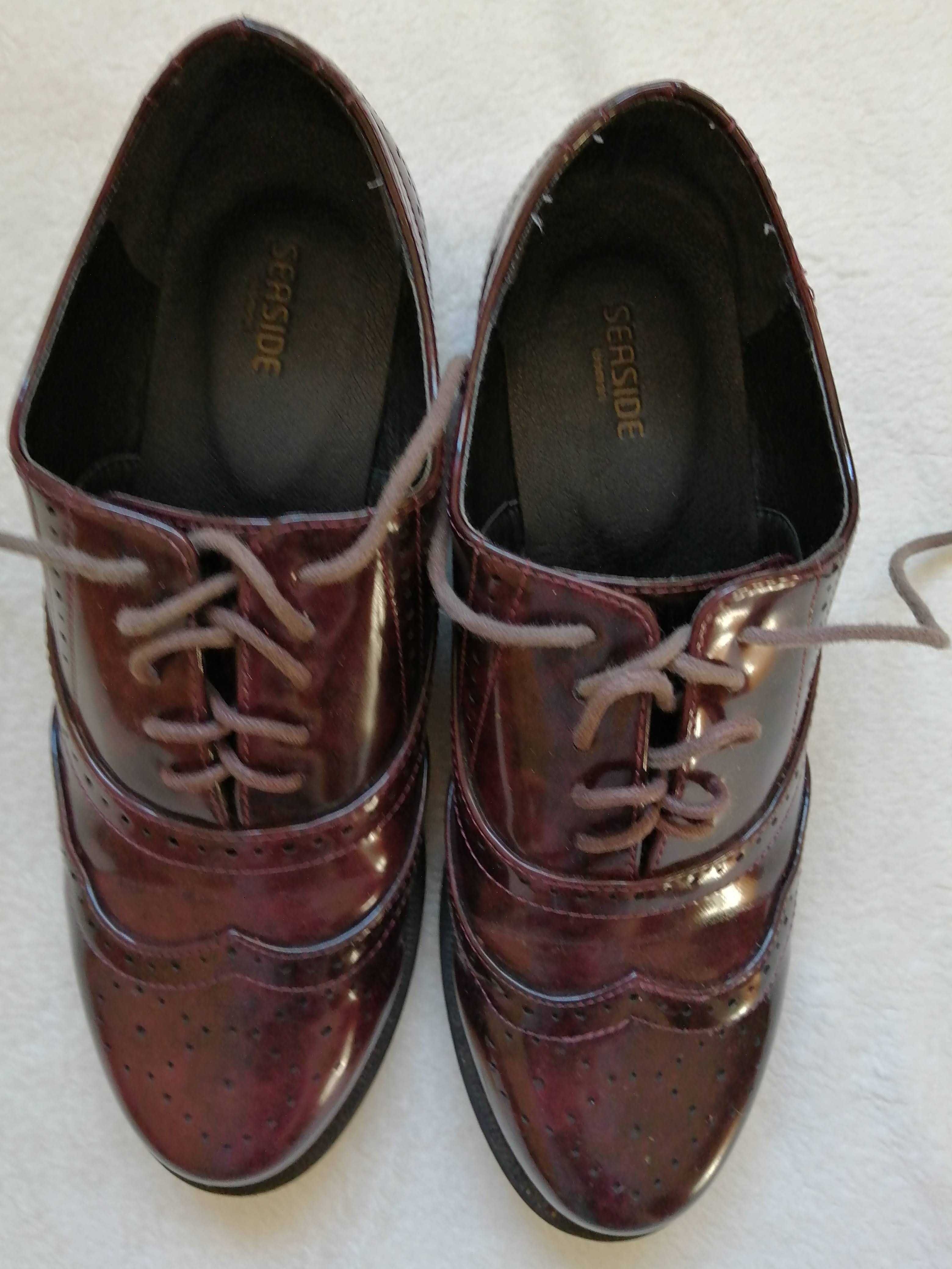 Sapato verniz bordeaux estilo Oxford 36