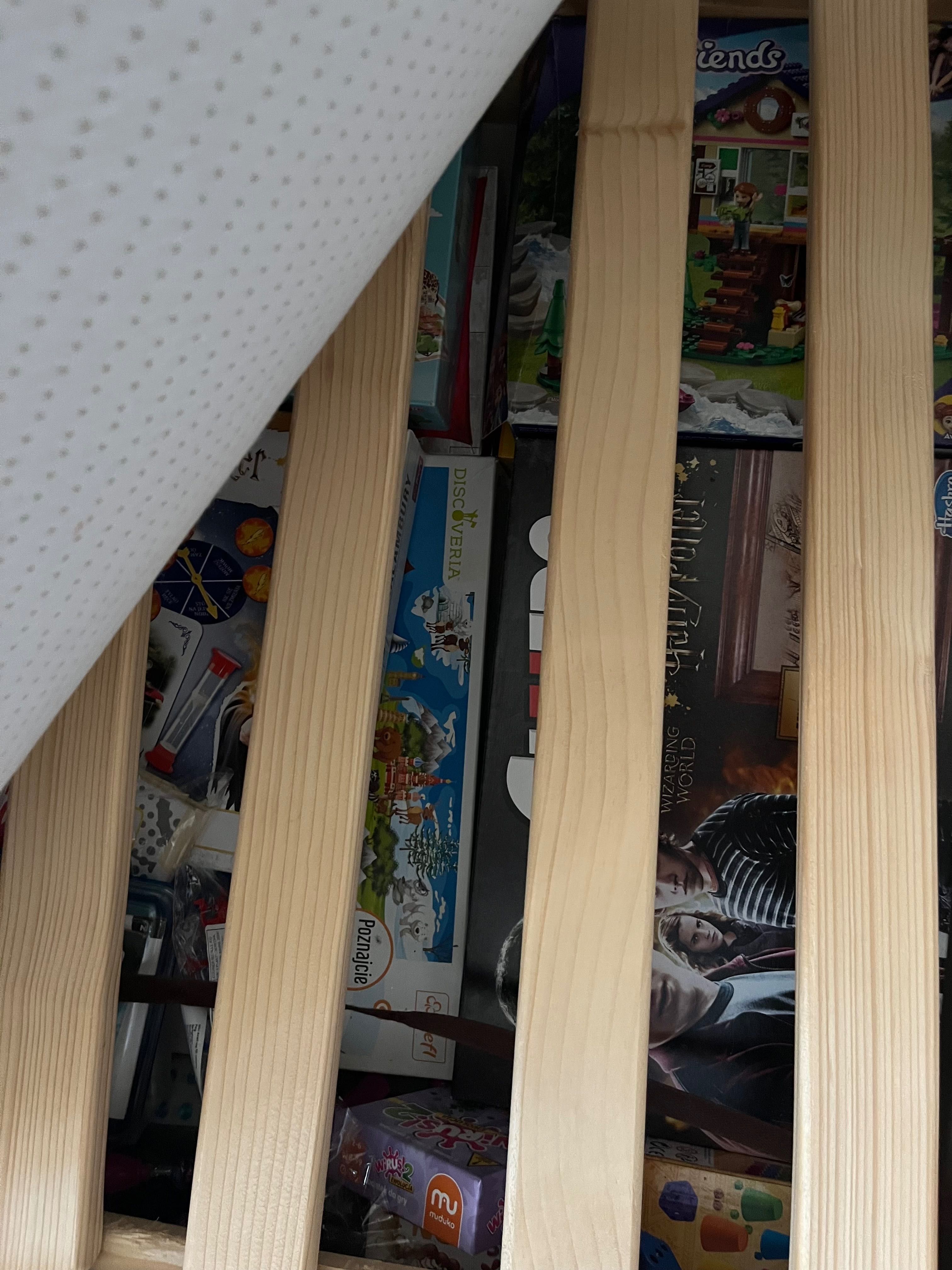 Łóżko dziecięce domek 170 x 90 Filigran z materacem i szufladą