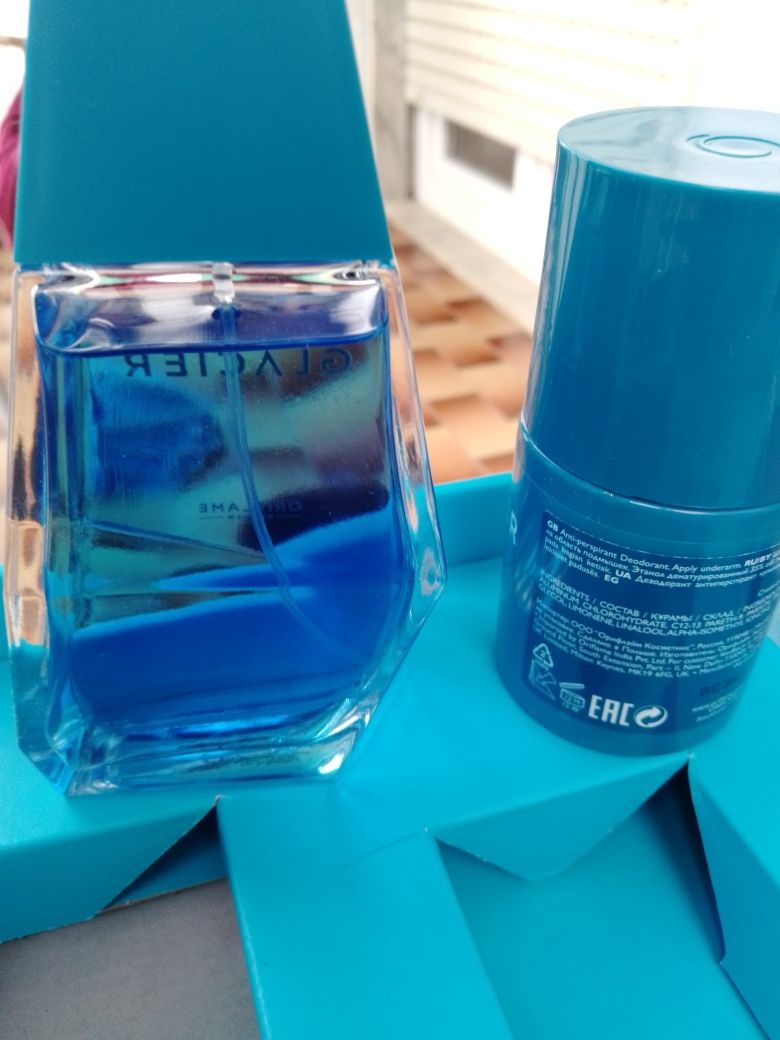 Perfume + roll on Glacier Oriflame