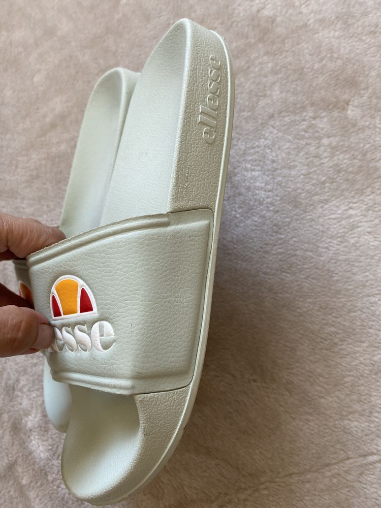 Ellesse шлепанцы розмір 39