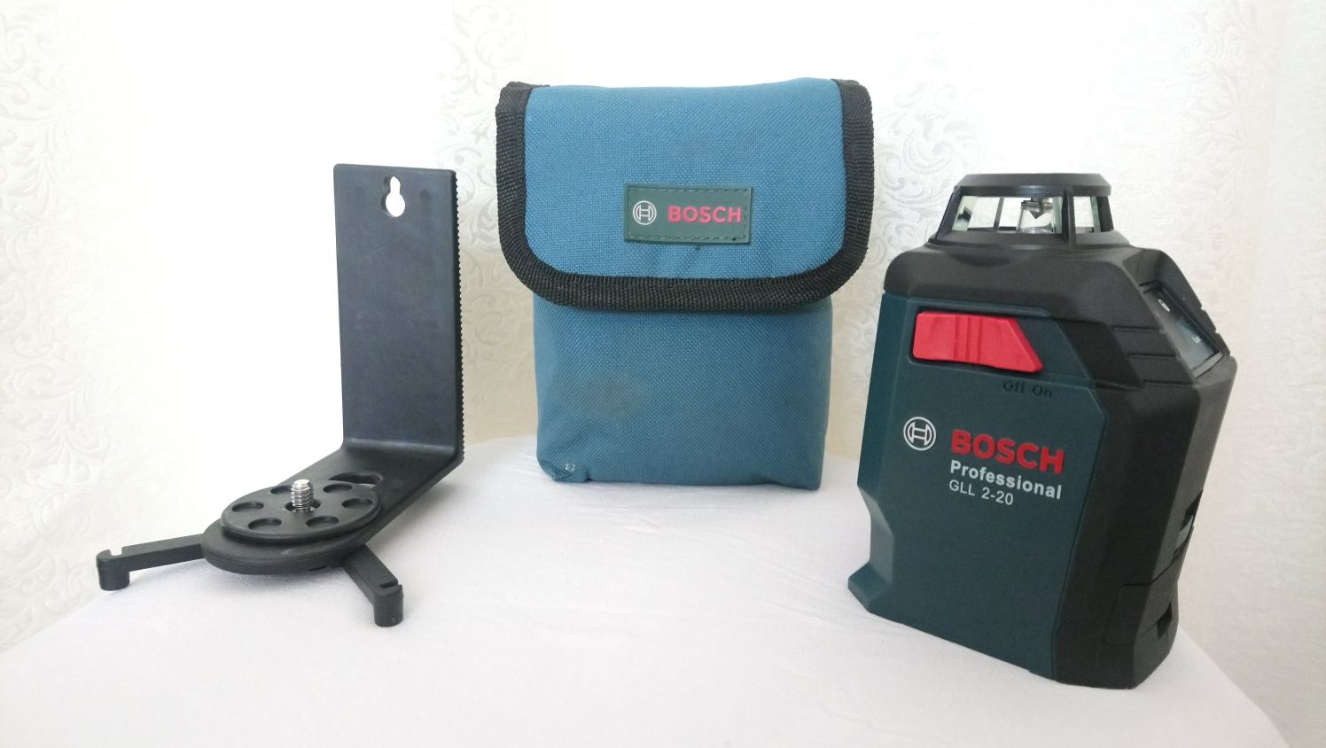Лазерный уровень BOSCH GLL 2-20S professional