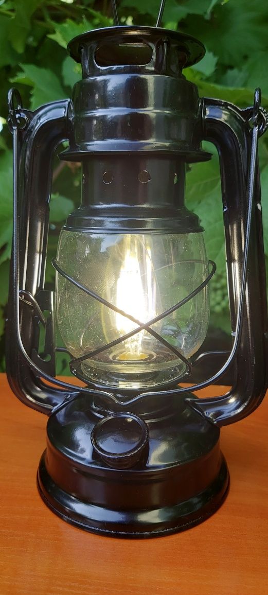 Kultowa Lampa Latarnia Naftowa Na prąd