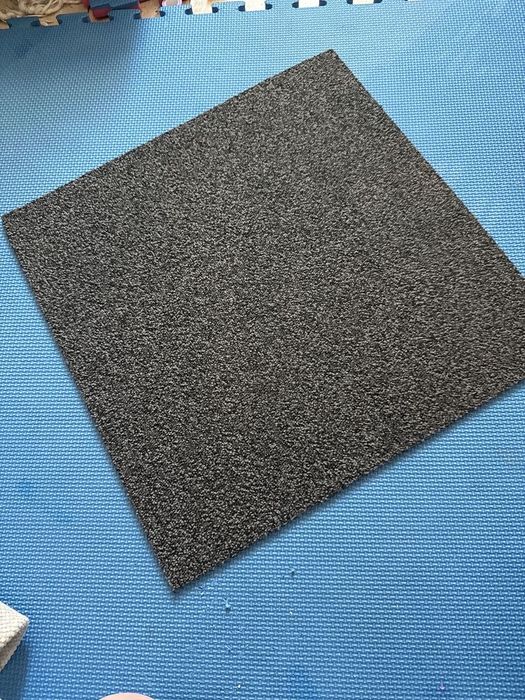 Wykładzina przemyslowo biorowa 50x50!