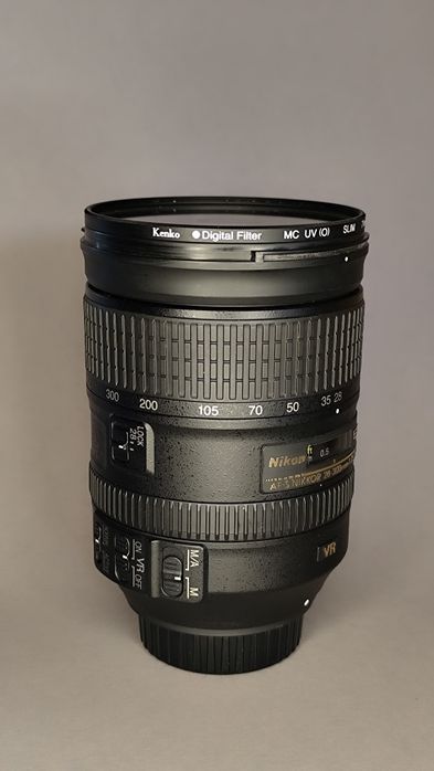Об'єктив Nikon. Повний кадр. AF-S Nikkor 28-300mm 3.5-5.6 G VR