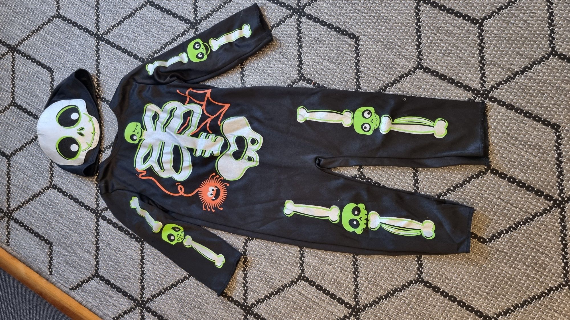 Strój karnawałowy haloween 2 l